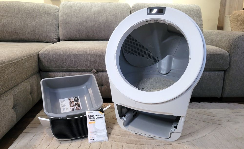 Litter-Robot 5 Pro Automatic Litter Box